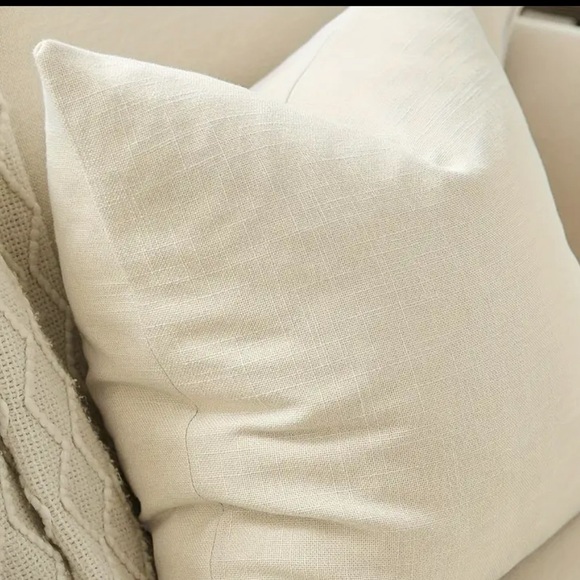 2 brand new pillow cases grey color size 40 cm by 40 cm gray - Picture 3 of 11